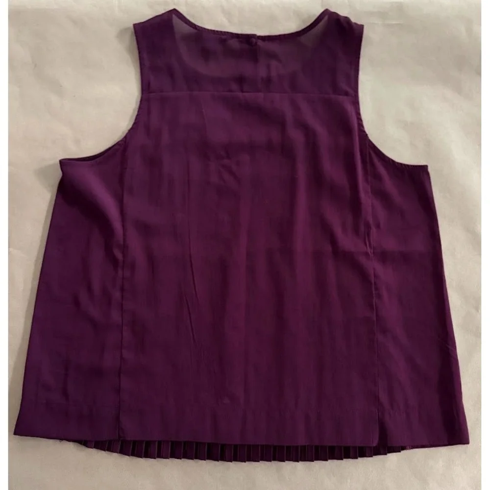 American Eagle Plum Floral Embroidered Pleated Sleeveless Top XL Feminine Boho - Picture 5 of 8